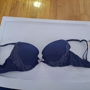 Victoria secret 32D